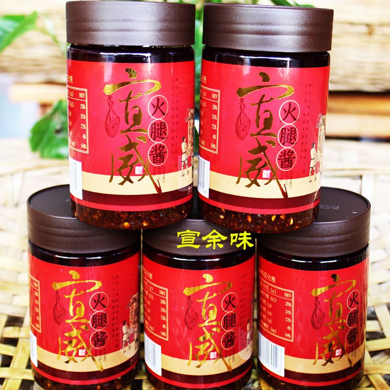 最近，拌饭成为了许多人餐桌上的新宠儿。想要让一碗普通的米饭变身成为色香味俱全的美食吗？今天就来一起看看不同风格的拌饭酱图片吧！